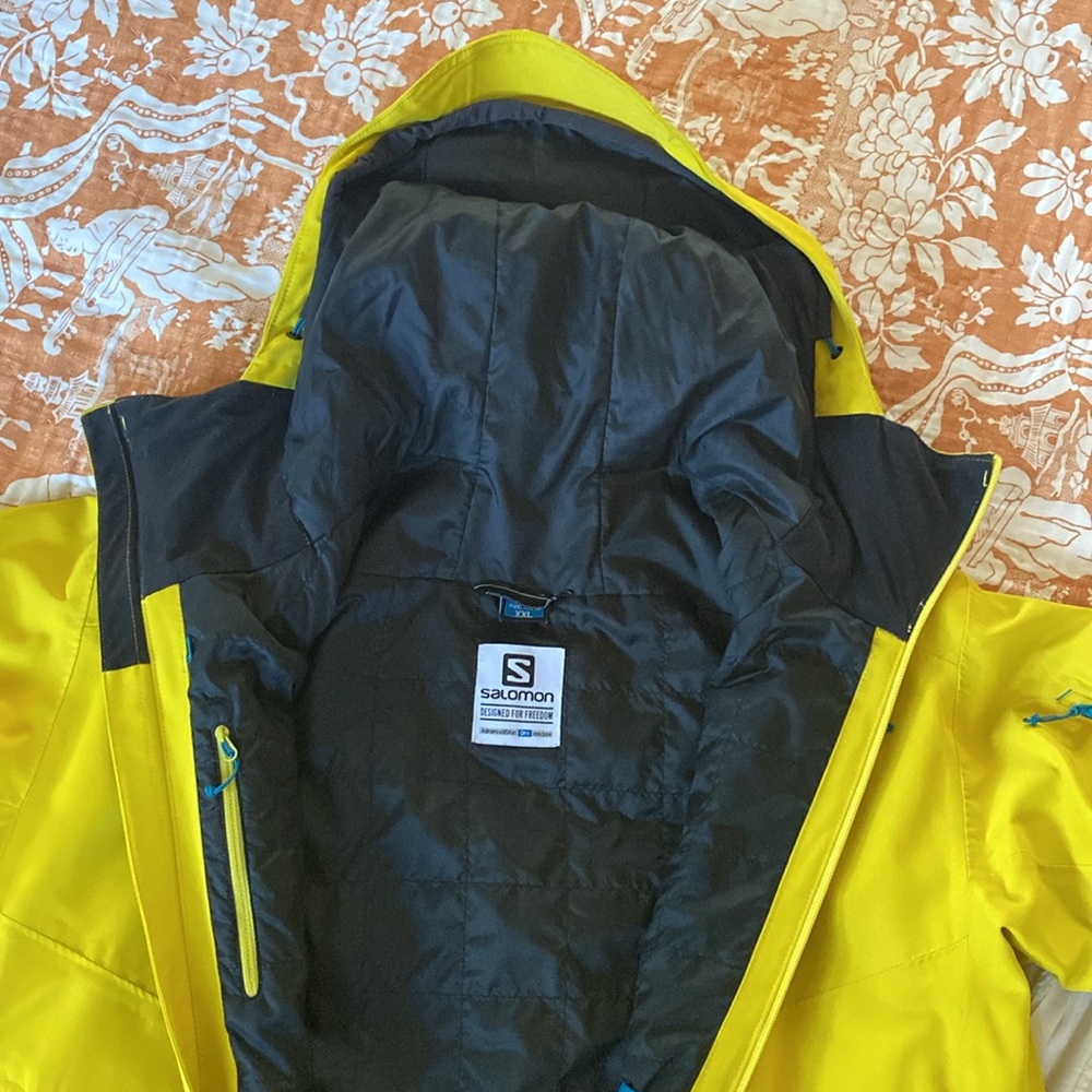 Salomon ski/snowboard jacket
